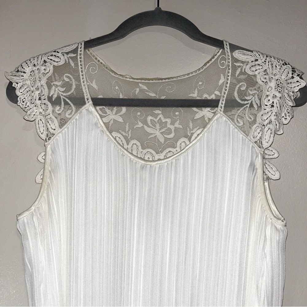 Signature by Robbie Bee Lace Mesh Cap Sleeve Sz 16 Off-White Pleated wedding